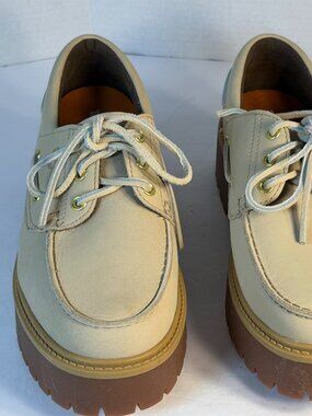 Women's size 9.5 Timberland Platform shoes